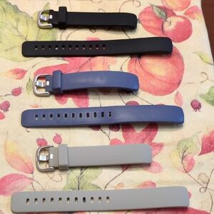 fitbit Inspire bands (3)